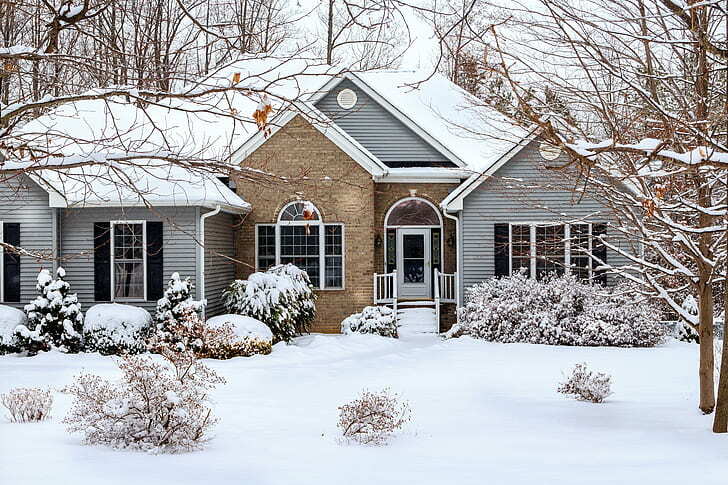 Best Roof for Snow: Choosing the Best Roof Material for Snowy Climates