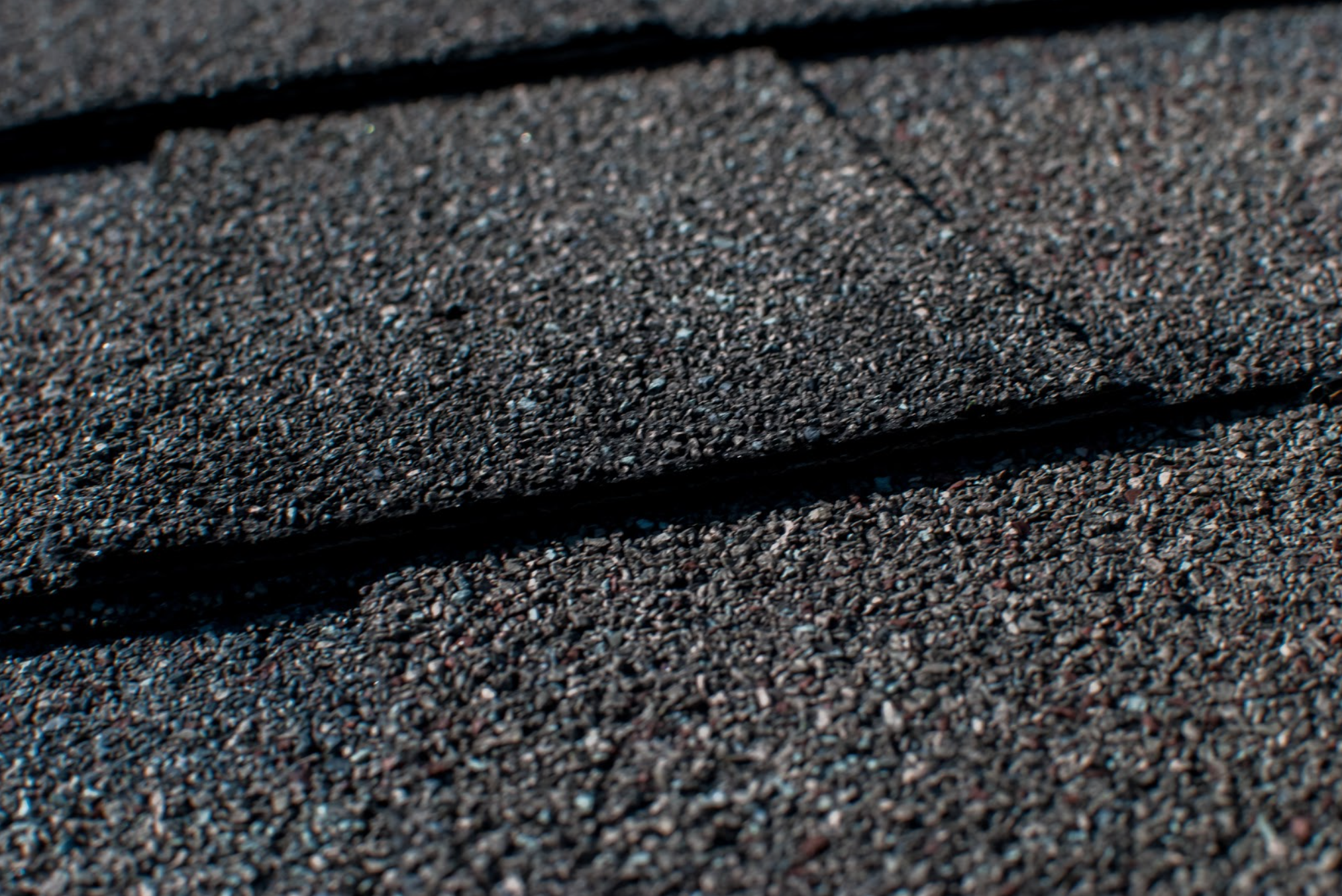 Pros and Cons of Cedar Shakes vs. Asphalt Shingles